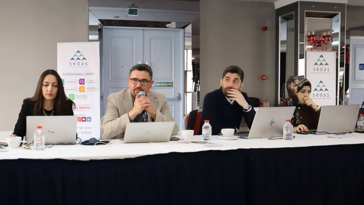 Sakarya’da SEDAŞ’ın Ev Sahipliğinde Elektrik Dağıtım Sektöründe Regülasyon Gündemi Masaya Yatırıldı